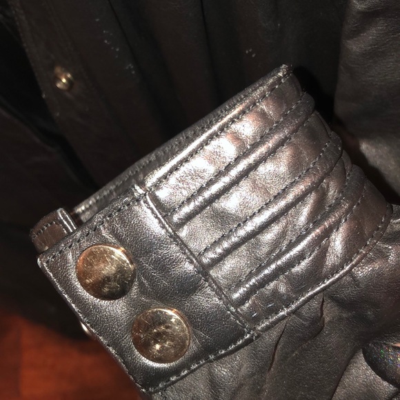 Leather jacket - Picture 5 of 5